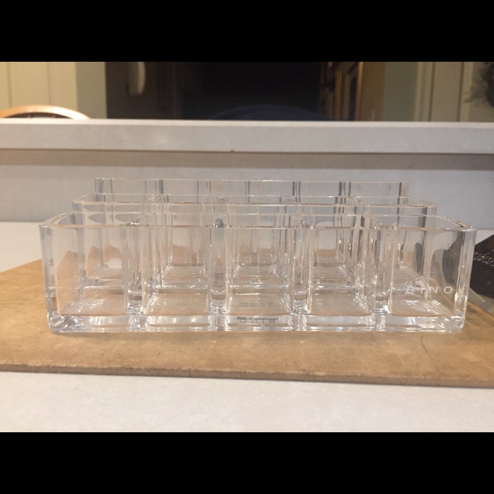 LIPSTICK ORGANIZER - Picture 3 of 7